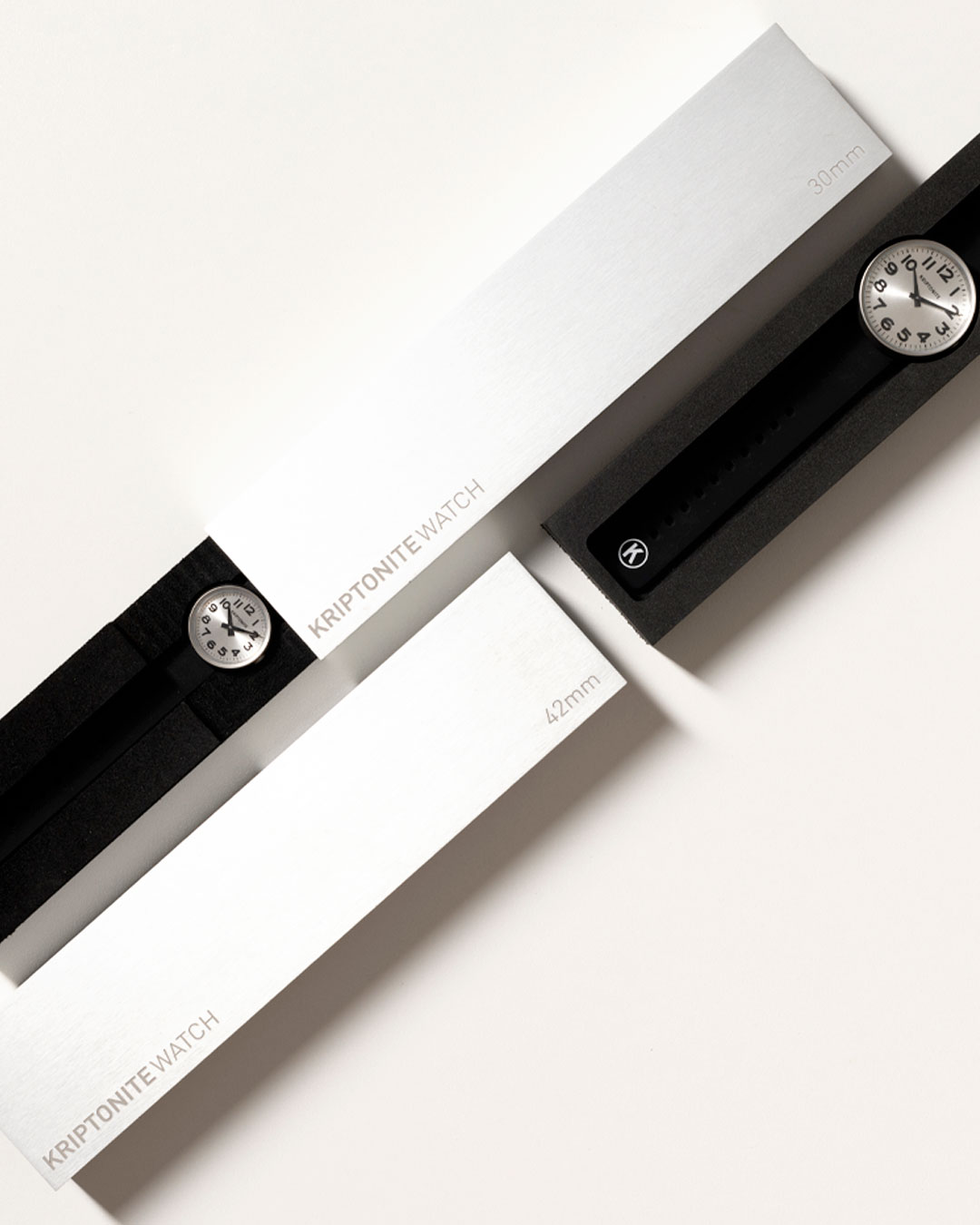 elena-ballan_kriptonite-watch-pack_4-5_01